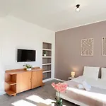 B3 - Centre-ville - Proche Disneyland Apartmán *